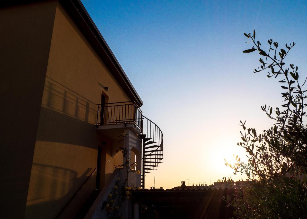 Art Apartment Sole Pula Luaran gambar