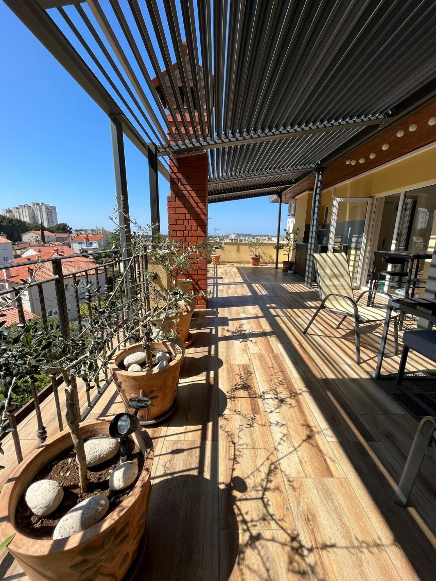 Art Apartment Sole Pula Luaran gambar